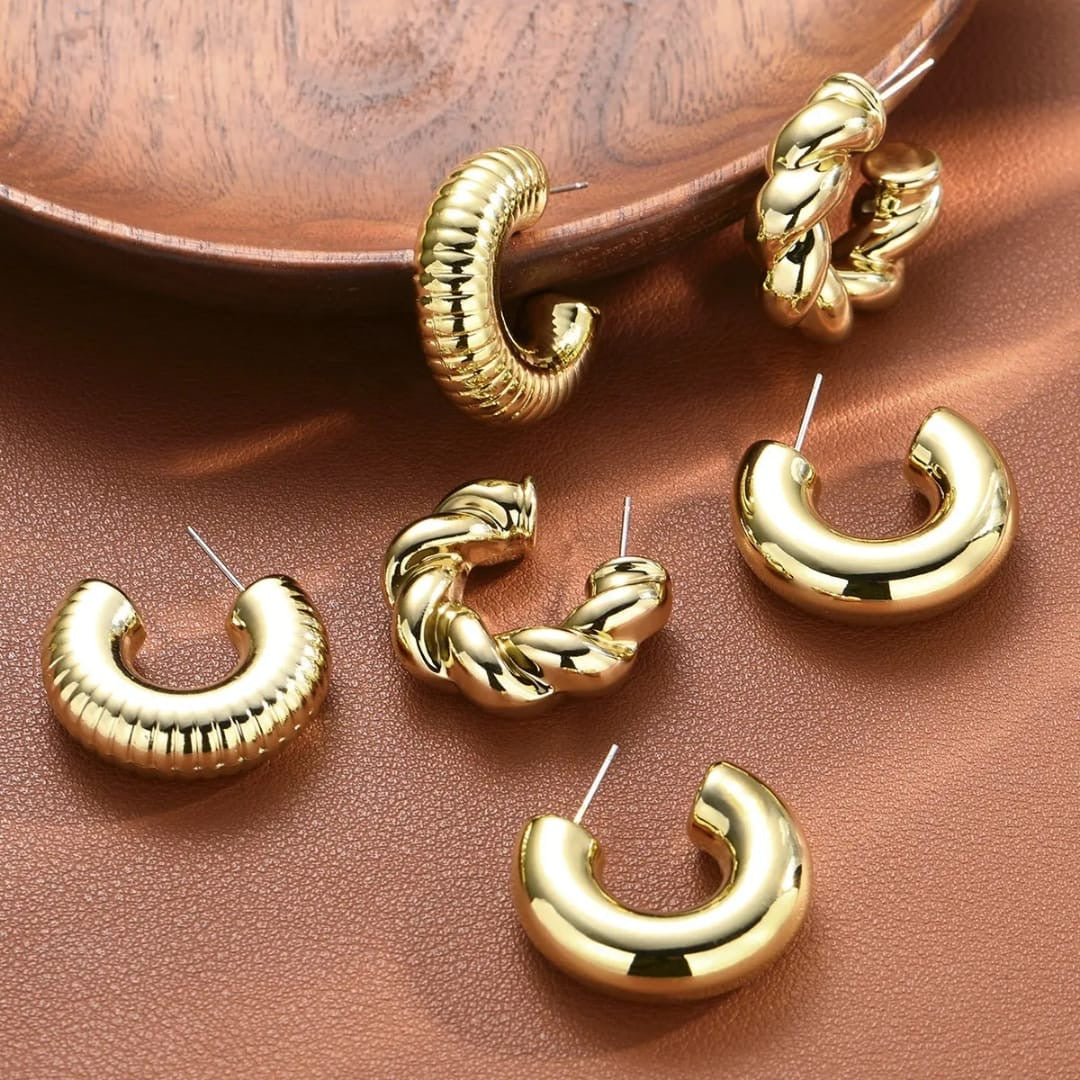 Golden elegant earrings (set of 3)