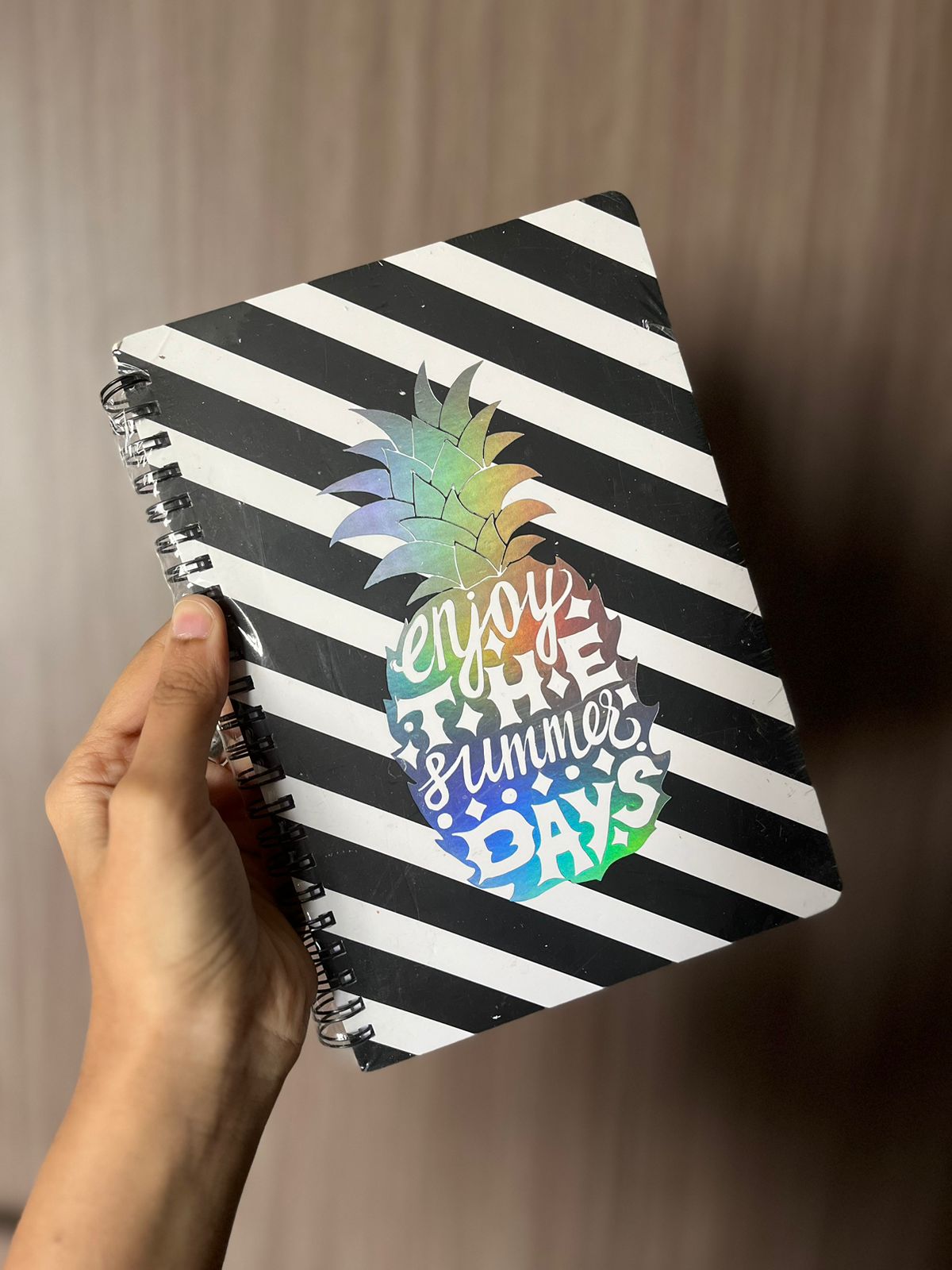 Classic Black & White Quotes Diary -