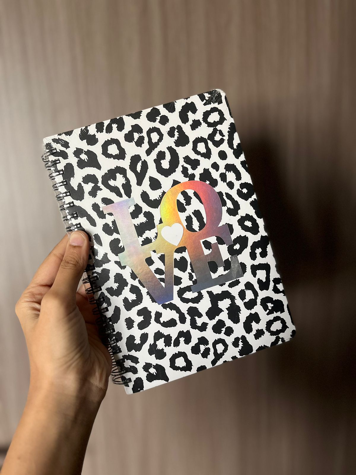 Classic Black & White Quotes Diary -