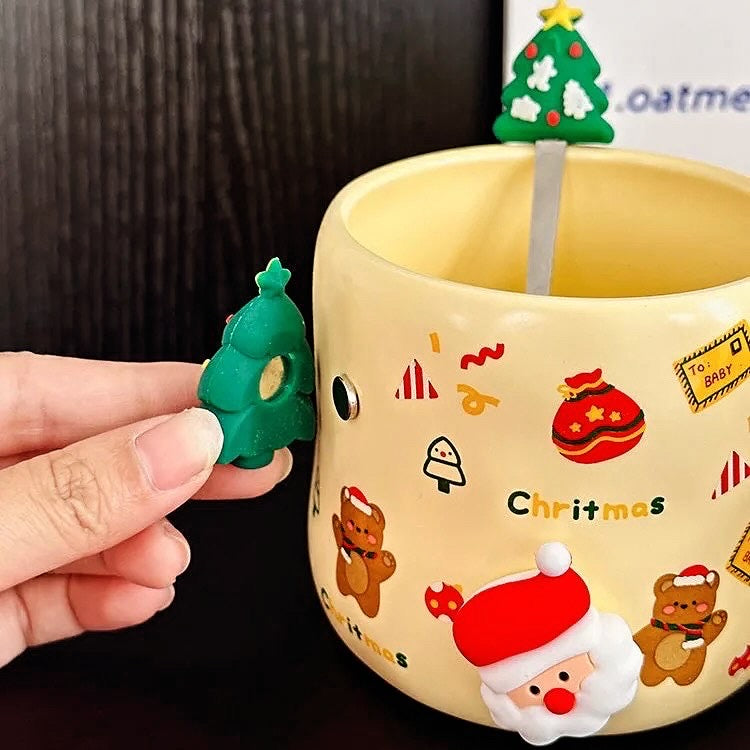 Christmas Themed Mug With Magnetic Charms