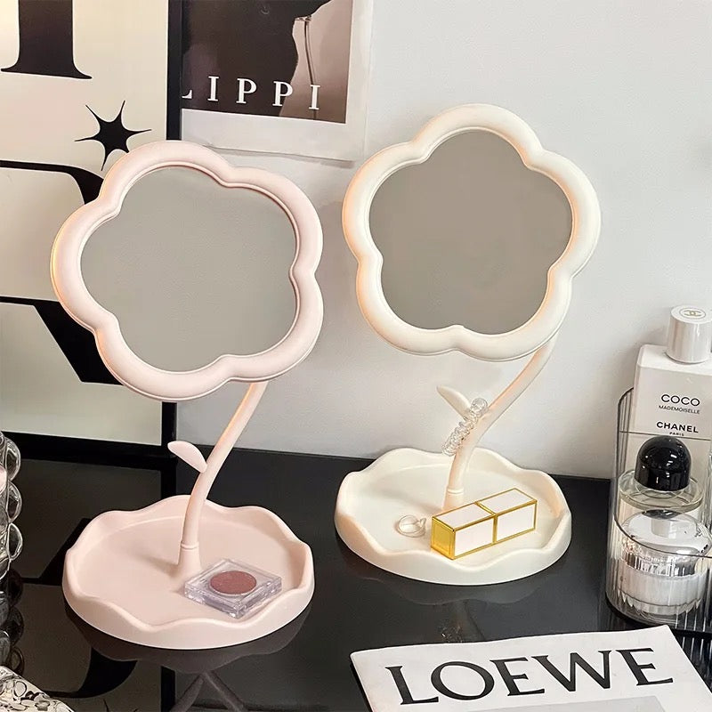 Pinteresty Flower Mirror