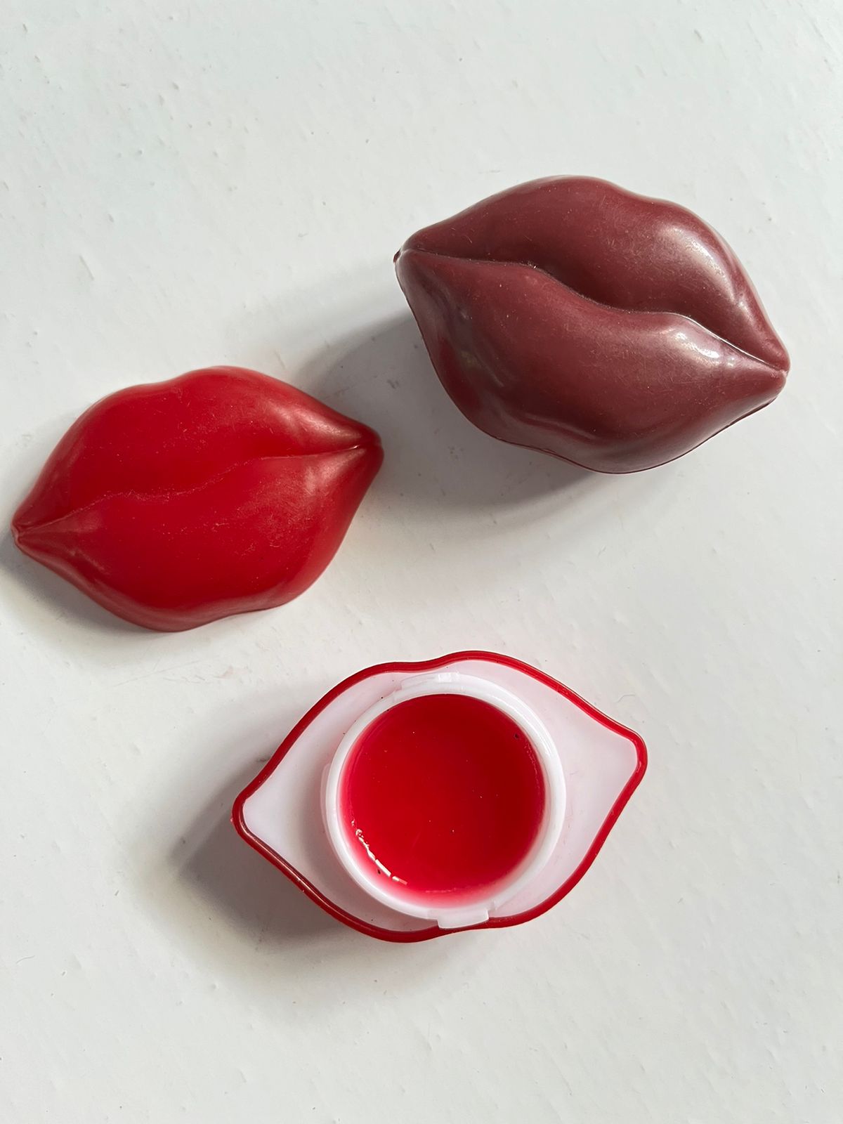 Lip Shaped Lip Blam -