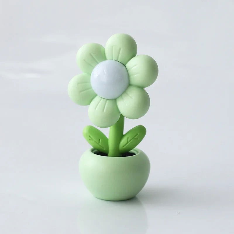 Mini Flower Pot Lamp -