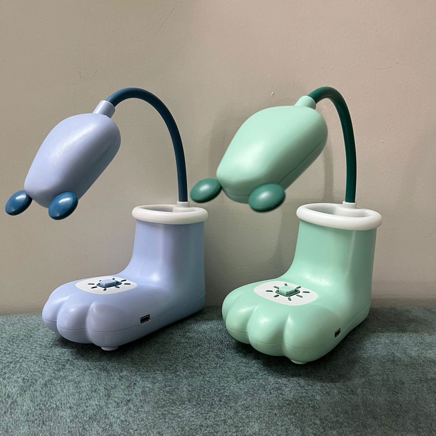 Paw Lamp -