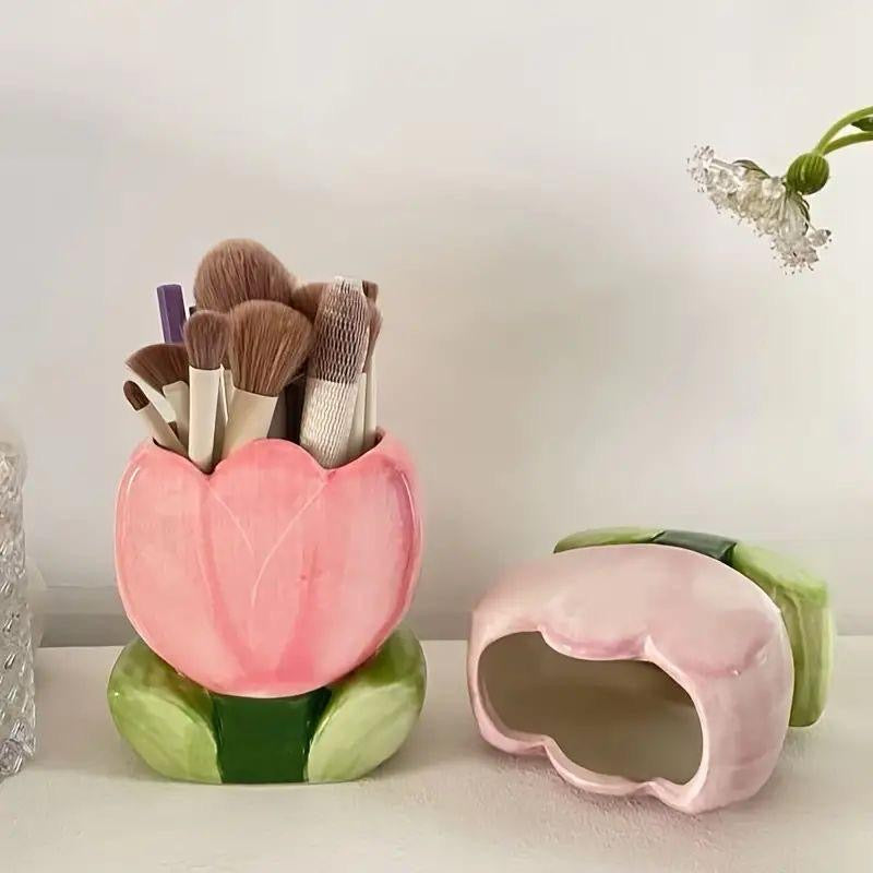 Tulip Penstand / Brush Holder