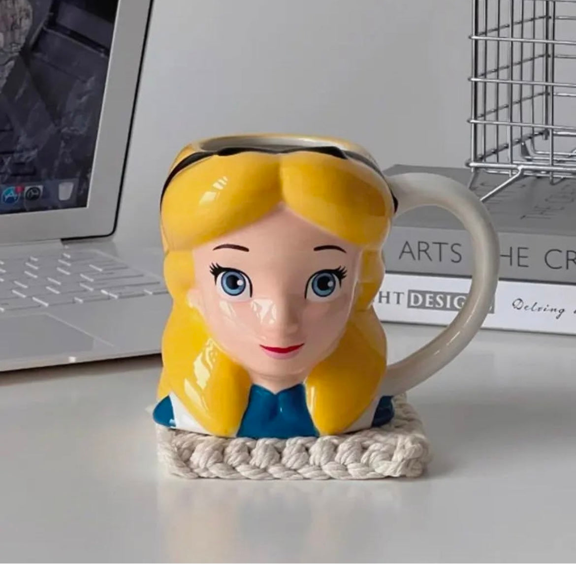 Disney’s Alice in wonderland mug (Limited Edition)