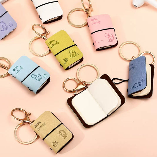 Mini diaries with keycharm (set of 2)