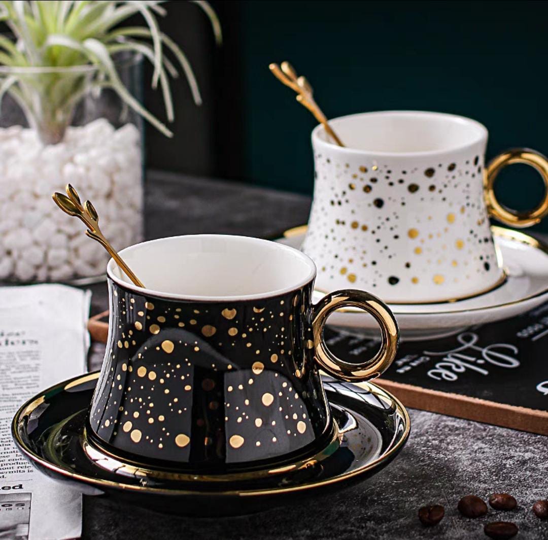 Golden Polka Dot Mug Set