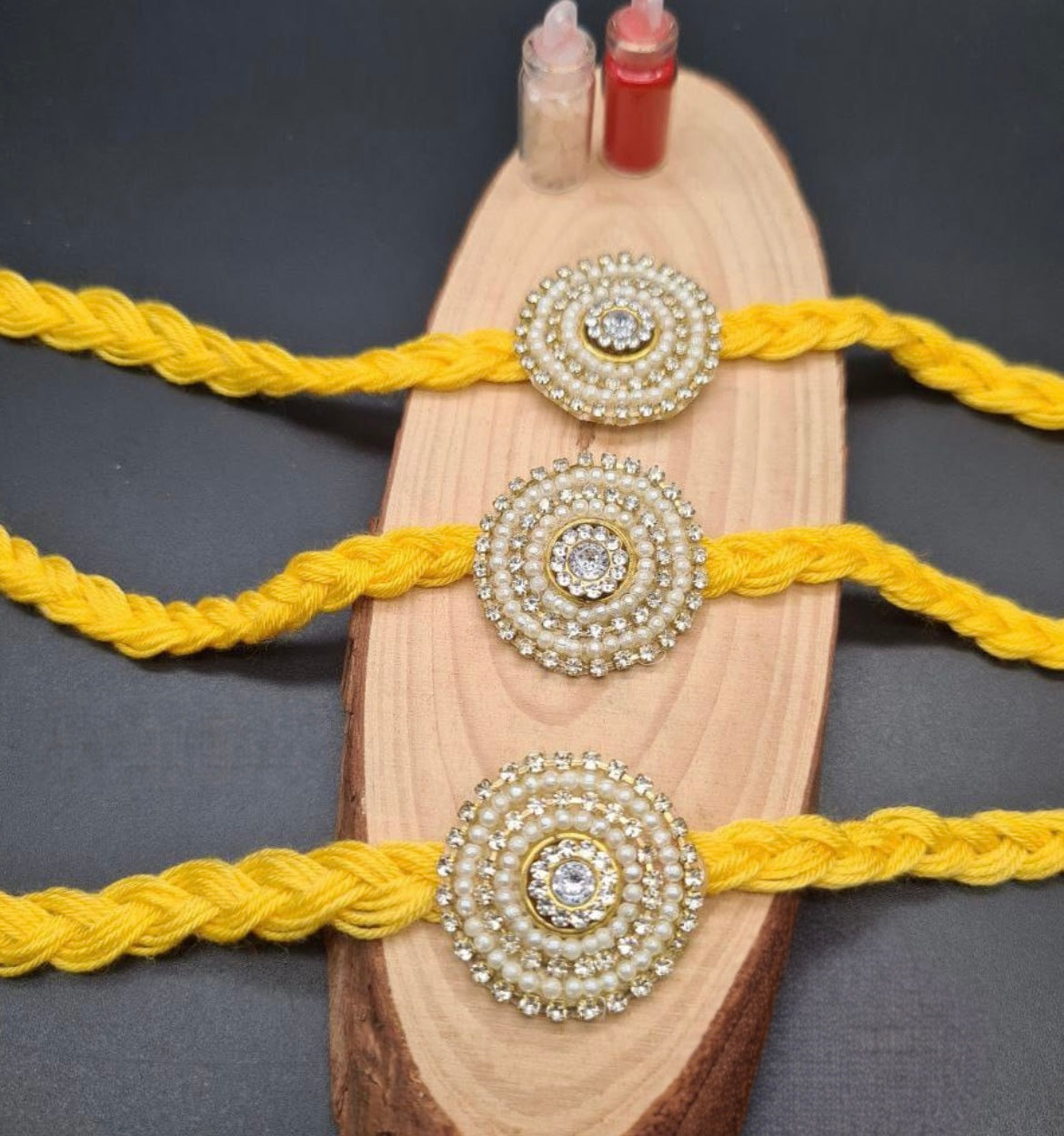 Pearl & Stone Rakhi