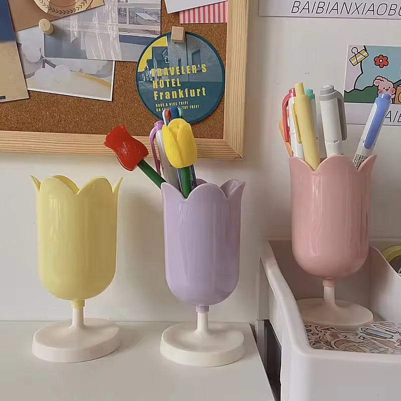 Tulip Brush Holder