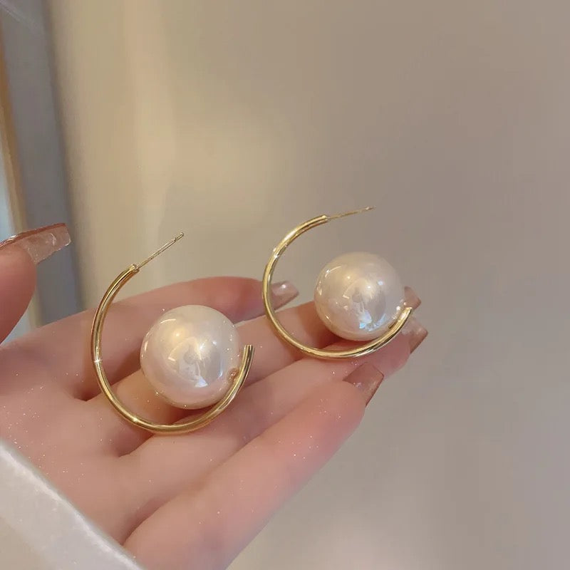 Big Pearl Moon Earrings