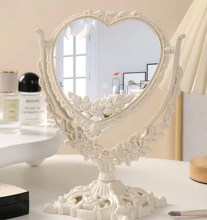 Heart Vintage Mirror