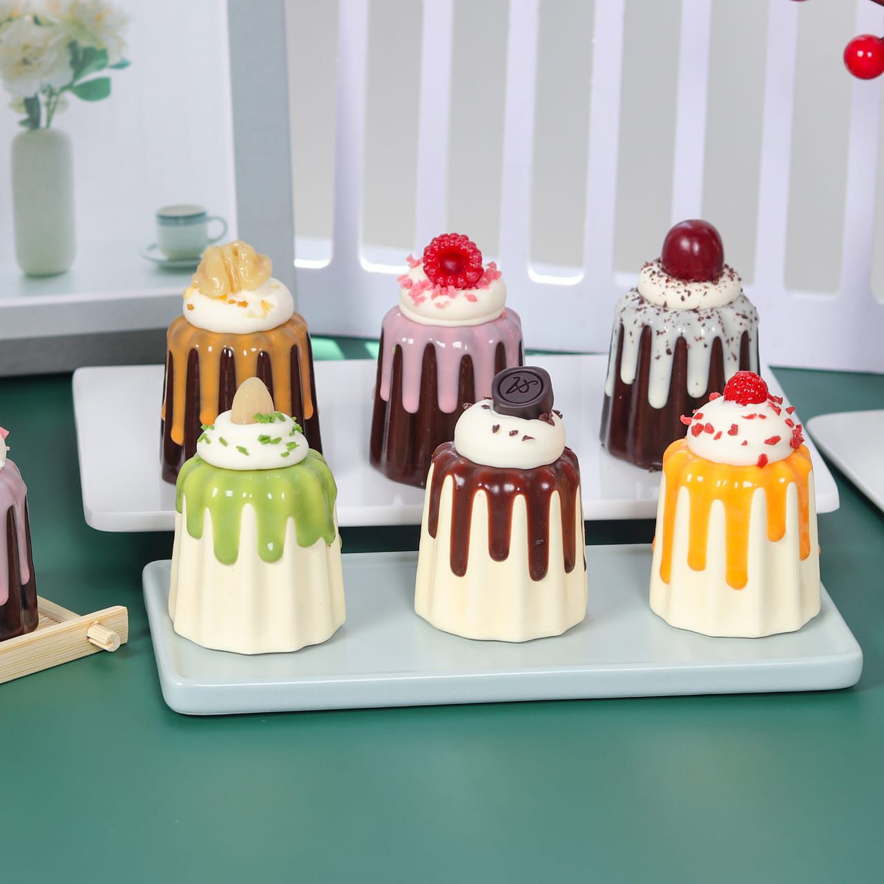Chocolate Dripping Cake Magnet - 