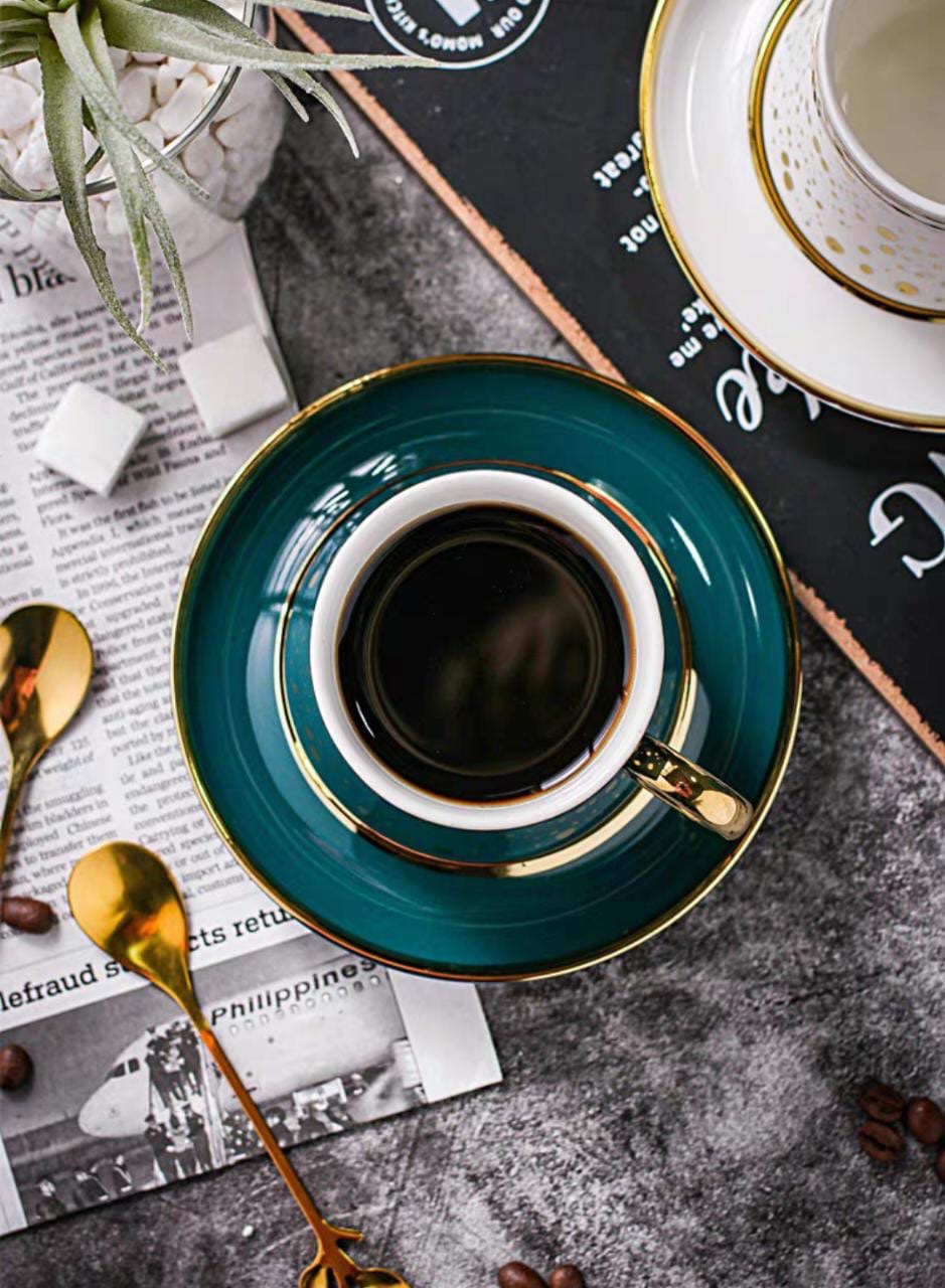 Golden Polka Dot Mug Set
