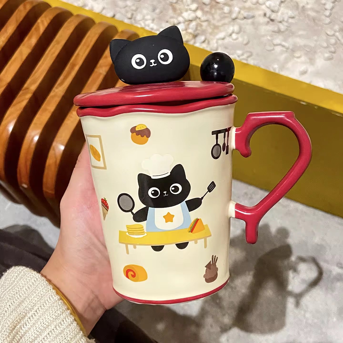 Kawaii cat ceramic mug with spoon