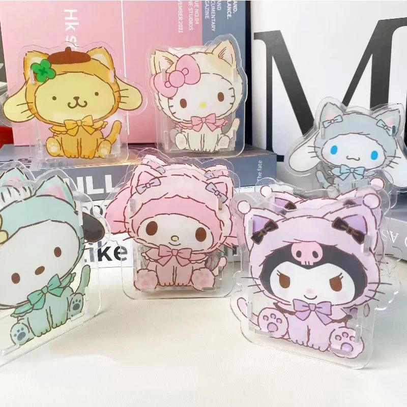 Sanrio Actylic Pen Stand - 
